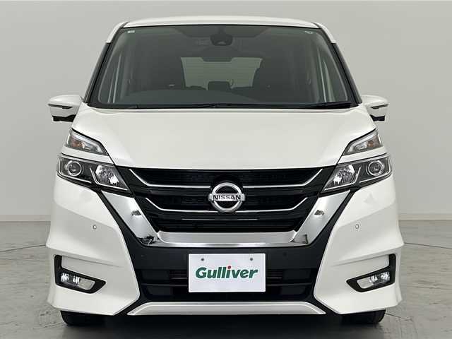 日産 セレナ ハイウェイスターVセレクションⅡ 宮城県 2018(平30)年 6.7万km ブリリアントホワイトパール アラウンドビューモニター/プロパイロット/エマージェンシーブレーキ/車線逸脱警報/インテリジェントパーキングアシスト/デジタルインナーミラー/両側パワースライドドア/純正フリップダウンモニター/純正9型ナビ/・CD.DVD.BT.SD.USB/フルセグTV/純正ドライブレコーダー（フロント）/ETC/プッシュスタート/スマートキー/電動パーキングブレーキ/AUTOHOLD/LEDヘッドライト/フォグライト/革巻きステアリング/ステアリングスイッチ/純正フロアマット/純正ドアバイザー/純正16インチアルミホイール/ロールサンシェード/シートバックテーブル