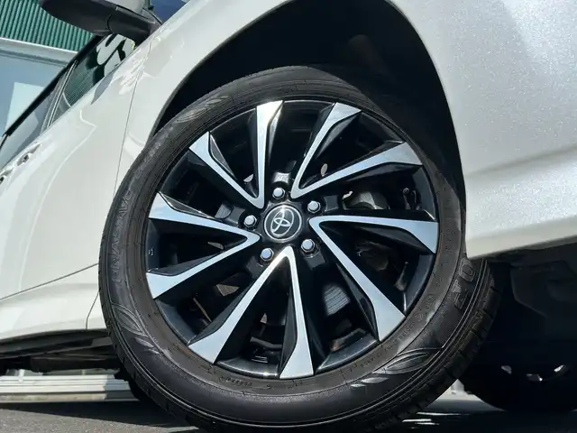 トヨタ ノア ハイブリッド S－Z 神奈川県 2023(令5)年 0.7万km ホワイトパールクリスタルシャイン 純正１０型ナビ/フルセグ/Bluetooth/CD/DVD/USB/両側パワースライドドア　/追従クルーズコントロール　/シートヒーター　/コーナーセンサ－　/ビルドインＥＴＣ　/ドライブレコーダー　/ＬＥＤヘッドライト　/オートマチックハイビーム　/オートライト/フォグライト/スマートキー/プッシュスタート/純正アルミホイール/純正フロアマット/ABS/横滑り防止装置
