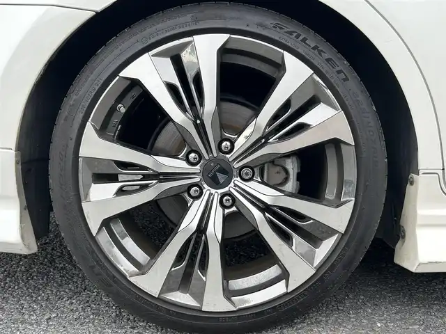 トヨタ クラウン ハイブリッド RS アドバンス 茨城県 2020(令2)年 6万km ホワイトパールクリスタルシャイン モデリスタフルエアロ/純正ナビ/フルセグＴＶ/Ｂｌｕｅｔｏｏｔｈ接続/バックカメラ/クルーズコントロール/デジタルインナーミラー/純正ドライブレコーダー/ビルトインＥＴＣ/ＵＳＢ入力/純正１９インチアルミホイール/純正フロアマット/ＬＥＤヘッドライト/パワーシート