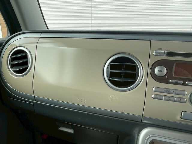 スズキ ラパン G 岩手県 2015(平27)年 8.7万km ブルーイッシュブラックパール3 アイドリングストップ/運転席シートヒーター/純正オーディオ/ドアバイザー/純正フロアマット/プッシュスタート/社外アルミホイール/電格ミラー/スマートキー/スペアキー