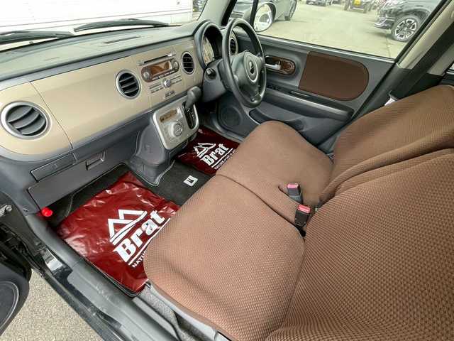 スズキ ラパン G 岩手県 2015(平27)年 8.7万km ブルーイッシュブラックパール3 アイドリングストップ/運転席シートヒーター/純正オーディオ/ドアバイザー/純正フロアマット/プッシュスタート/社外アルミホイール/電格ミラー/スマートキー/スペアキー