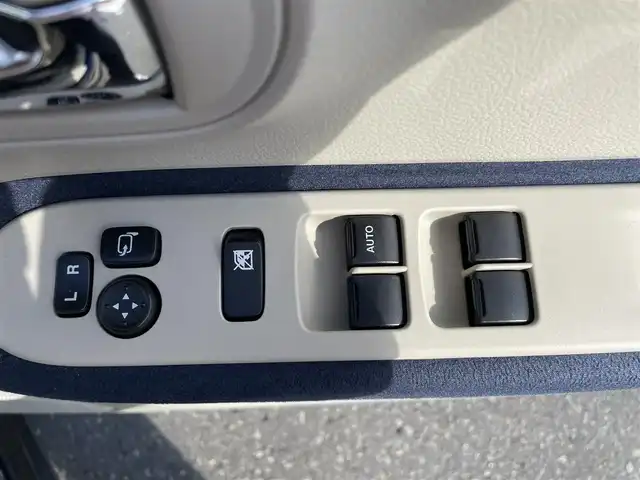 スズキ ラパン モード 長野県 2021(令3)年 2万km ノクターンブルーパール/ホワイト 2トーンルーフ 取扱説明書/フルセグテレビ/AM/FM/iPod/プッシュスタート/ドアバイザー/アイドリングストップ/パーキングセンサー/レーンキープアシスト/純正フロアマット/コーナーセンサー/スマートキー/スペアキー/パワーウィンドウ/シートヒーター/オートライト/オートハイビーム