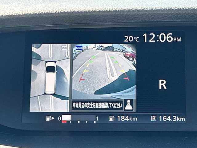 日産 セレナ X 千葉県 2017(平29)年 7.6万km ブリリアントシルバー ナビＭＭ３１６Ｄ－Ｗ　全方位カメラ　両側電動スライドドア　フルセグＴＶ　ＢＴ　エマブレ　クルコン　アイドリングストップ　ＥＴＣ　ステアスイッチ　オートライト　前後センサー　マット　バイザー　インテリキ