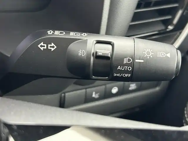 日産 エクストレイル G e－4ORCE 熊本県 2023(令5)年 3.2万km ダイヤモンドブラック 純正ナビ（ApplCarPlay・AndroidAuto・フルセグ・BT・USB）　/全周囲カメラ　/ビルトインＥＴＣ２．０　/純正前後ドライブレコーダー　/インテリジェントルームミラー　/パワーバックドア　/全席シートヒーター　/前席パワーシート/レーダークルーズコントロール/ハンドル支援/車線逸脱警報/標識認識機能/ふらつき警報機能/プロパイロット/踏み間違い防止/エマージェンシーブレーキ/ブラインドスポットモニター/前後クリアランスソナー/純正フロアマット/純正19インチAW/オートライト/オートマチックハイビーム/LEDヘッドライト/フォグランプ/スマートキー/プッシュスタート