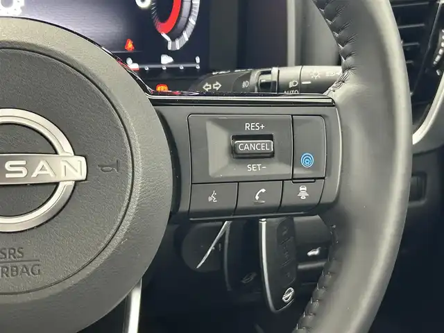 日産 エクストレイル G e－4ORCE 熊本県 2023(令5)年 3.2万km ダイヤモンドブラック 純正ナビ（ApplCarPlay・AndroidAuto・フルセグ・BT・USB）　/全周囲カメラ　/ビルトインＥＴＣ２．０　/純正前後ドライブレコーダー　/インテリジェントルームミラー　/パワーバックドア　/全席シートヒーター　/前席パワーシート/レーダークルーズコントロール/ハンドル支援/車線逸脱警報/標識認識機能/ふらつき警報機能/プロパイロット/踏み間違い防止/エマージェンシーブレーキ/ブラインドスポットモニター/前後クリアランスソナー/純正フロアマット/純正19インチAW/オートライト/オートマチックハイビーム/LEDヘッドライト/フォグランプ/スマートキー/プッシュスタート