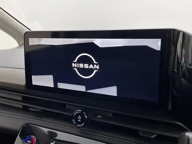 日産 セレナ ハイウェイスター V 新潟県 2023(令5)年 6.6万km ダイヤモンドブラック メーカーナビ/(FM.AM.フルセグ.Bluetooth)/(AppleCarPlay.AndroidAuto)/アラウンドビューモニター/エマージェンシーブレーキ/レーンキープアシスト/オートマチックハイビーム/プロパイロット/コーナーセンサー/革巻きステアリング/ステアリングリモコン/ステアヒーター/LEDオートライト/フォグランプ/スマートルームミラー/両側パワースライドドア/ハンズフリースライドドア/Qiおくだけ充電/SOSコール/パドルシフト/ドライブレコーダー/1.2列目シートヒーター/プッシュスタート/スマートキー×2/フロアマット