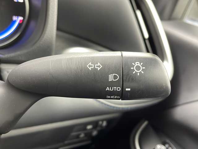 トヨタ ヴォクシー ハイブリッド S－Z 茨城県 2023(令5)年 3.9万km ホワイトパールクリスタルシャイン 純正１０．５インチナビ　ＨＤＭＩ　パノラミックビューモニター　パーキングアシスト　　ＥＴＣ　両側電動スライドドア　コーナーセンサー　レーダークルーズコントロール　レーンキープアシスト　シートヒーター