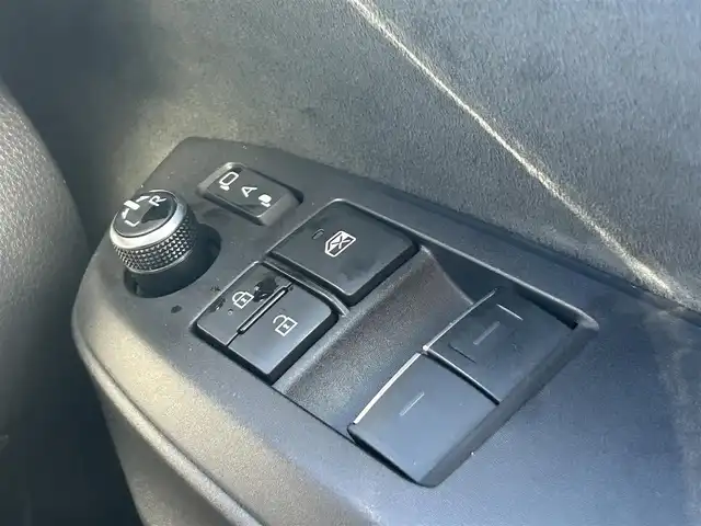 トヨタ ＧＲヤリス RS 熊本県 2021(令3)年 6.2万km エモーショナルレッドⅡ 純正ナビ/・AM/FM/USB/BT/バックカメラ/トヨタセーフティセンス/・レーントレーシングアラート/・プリクラッシュセーフティシステム/・ブラインドスポットモニター/・クリアランスソナー/・リヤクロストラフィックアラート/・パーキングサポートブレーキ/・ヘッドアップディスプレイ/・ロードサインアシスト/・レーダークルーズコントロール/・オートマチックハイビーム/前後コーナーセンサー/車両接近通報装置/革巻きステアリング/・ステアリングリモコン/・パドルシフト/・ステアリングヒーター/オートライト/・LEDライト/・フォグランプ/・ヘッドライトレベライザー/D/N席シートヒーター/前後ドライブレコーダー/ETC/電動格納ミラー/・ウィンカーミラー/レーザー探知機（ZERO307LV）/電動サイドブレーキ/・ホールドボタン/トノカバー/純正フロアマット/純正アルミホイール/社外マフラー（ガナドール）/スマートキー/・スペアキー