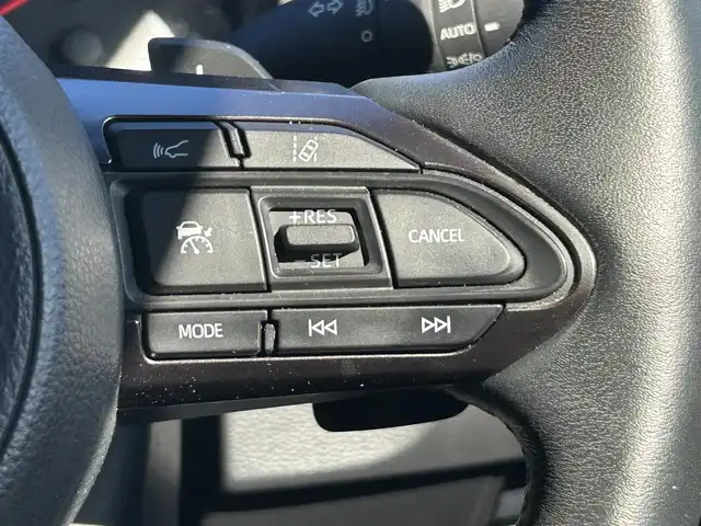 トヨタ ＧＲヤリス RS 熊本県 2021(令3)年 6.2万km エモーショナルレッドⅡ 純正ナビ/・AM/FM/USB/BT/バックカメラ/トヨタセーフティセンス/・レーントレーシングアラート/・プリクラッシュセーフティシステム/・ブラインドスポットモニター/・クリアランスソナー/・リヤクロストラフィックアラート/・パーキングサポートブレーキ/・ヘッドアップディスプレイ/・ロードサインアシスト/・レーダークルーズコントロール/・オートマチックハイビーム/前後コーナーセンサー/車両接近通報装置/革巻きステアリング/・ステアリングリモコン/・パドルシフト/・ステアリングヒーター/オートライト/・LEDライト/・フォグランプ/・ヘッドライトレベライザー/D/N席シートヒーター/前後ドライブレコーダー/ETC/電動格納ミラー/・ウィンカーミラー/レーザー探知機（ZERO307LV）/電動サイドブレーキ/・ホールドボタン/トノカバー/純正フロアマット/純正アルミホイール/社外マフラー（ガナドール）/スマートキー/・スペアキー