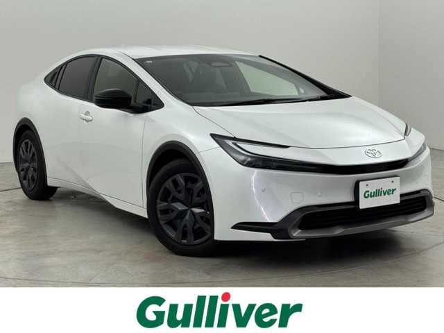 トヨタ プリウス G 福岡県 2023(令5)年 2.1万km プラチナホワイトパールマイカ 純正ＤＡ／フルセグＴＶ　/バックカメラ　/ビルトインＥＴＣ２．０　/レーダークルーズコントロール　/コーナーセンサー　/衝突被害軽減ブレーキ　/レーンキープ　/アクセル踏み間違い防止　/ＢＳＭ　/シートヒーター　/ＬＥＤ
