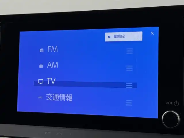 トヨタ プリウス G 福岡県 2023(令5)年 2.1万km プラチナホワイトパールマイカ 純正ＤＡ／フルセグＴＶ　/バックカメラ　/ビルトインＥＴＣ２．０　/レーダークルーズコントロール　/コーナーセンサー　/衝突被害軽減ブレーキ　/レーンキープ　/アクセル踏み間違い防止　/ＢＳＭ　/シートヒーター　/ＬＥＤ