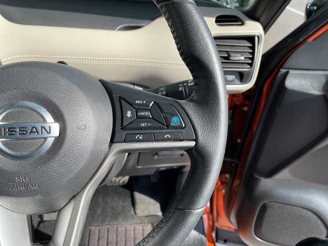 日産 セレナ ハイウェイスター V 愛知県 2020(令2)年 6.3万km サンライズオレンジ/ダイヤモンドブラック プロパイロット/純正10型ナビ　SDカードなし/フリップダウンモニター/全方位カメラ/両側パワースライドドア/レーダークルーズコントロール/バックカメラ/コーナーセンサー/純正アルミホイール/ブラインドスポットモニター/LEDヘッドライト/オートライト/ドライブレコーダー/ETC/衝突軽減システム/フルセグ/CD DVD/Bluetooth/ステアリングスイッチ/スマートキー/プッシュスタート