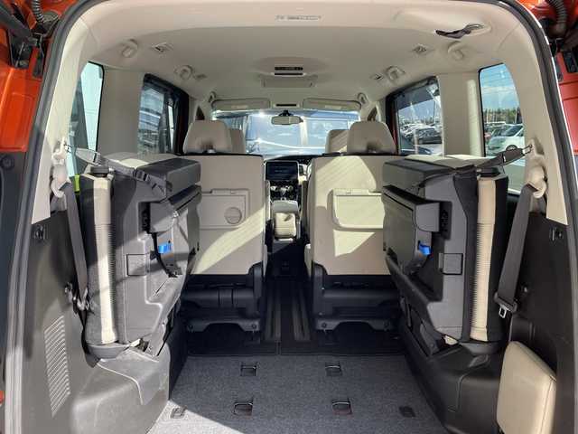 日産 セレナ ハイウェイスター V 愛知県 2020(令2)年 6.3万km サンライズオレンジ/ダイヤモンドブラック プロパイロット/純正10型ナビ　SDカードなし/フリップダウンモニター/全方位カメラ/両側パワースライドドア/レーダークルーズコントロール/バックカメラ/コーナーセンサー/純正アルミホイール/ブラインドスポットモニター/LEDヘッドライト/オートライト/ドライブレコーダー/ETC/衝突軽減システム/フルセグ/CD DVD/Bluetooth/ステアリングスイッチ/スマートキー/プッシュスタート