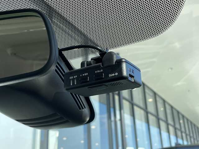 日産 セレナ ハイウェイスター V 愛知県 2020(令2)年 6.3万km サンライズオレンジ/ダイヤモンドブラック プロパイロット/純正10型ナビ　SDカードなし/フリップダウンモニター/全方位カメラ/両側パワースライドドア/レーダークルーズコントロール/バックカメラ/コーナーセンサー/純正アルミホイール/ブラインドスポットモニター/LEDヘッドライト/オートライト/ドライブレコーダー/ETC/衝突軽減システム/フルセグ/CD DVD/Bluetooth/ステアリングスイッチ/スマートキー/プッシュスタート