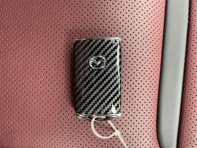 マツダ ＣＸ－８ 25S スポーツアピアランス 千葉県 2023(令5)年 2.8万km ポリメタルグレーM 純正メモリナビ　/Ｂｌｕｅｔｏｏｔｈ　/フルセグＴＶ　/ＡｐｐｌｅＣａｒｐｌａｙ　/全周囲カメラ　/ＢＯＳＥスピーカー　/後席モニター　/シートヒーター/ベンチレーション/レザーシート/革巻きステアリング/ステアリングスイッチ/電動パーキングブレーキ　/オートホールド　/パワーバックドア　/パドルシフト/オートLEDヘッドライト/純正アルミホイール/ETC