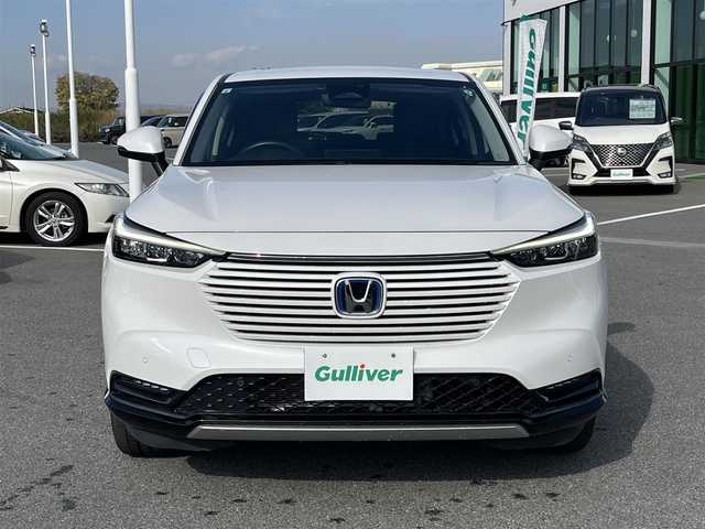 ホンダ ヴェゼル ハイブリッド e:HEV Z 奈良県 2021(令3)年 3.4万km プラチナホワイトパール 純正８インチナビ　/フルセグＴＶ/SD/USB/CD/DVD/BT/バックカメラ　/ドライブレコーダー　/ビルトインＥＴＣ　/追従型クルーズコントロール　/ハーフレザーシート（合皮）　/シートヒーター　/ホンダセンシング　/電動リアゲート　/ＢＳＭ/純正18インチアルミホイール/純正フロアマット/ステアリングヒーター/AUTOHOLD/前後コーナーセンサー