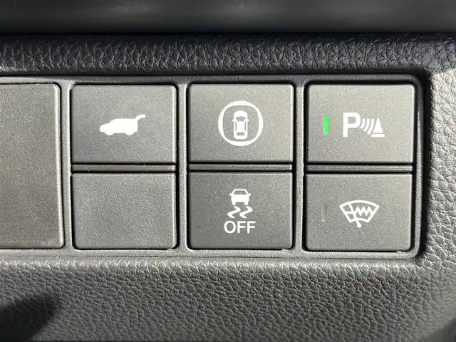 ホンダ ヴェゼル ハイブリッド e:HEV Z 奈良県 2021(令3)年 3.4万km プラチナホワイトパール 純正８インチナビ　/フルセグＴＶ/SD/USB/CD/DVD/BT/バックカメラ　/ドライブレコーダー　/ビルトインＥＴＣ　/追従型クルーズコントロール　/ハーフレザーシート（合皮）　/シートヒーター　/ホンダセンシング　/電動リアゲート　/ＢＳＭ/純正18インチアルミホイール/純正フロアマット/ステアリングヒーター/AUTOHOLD/前後コーナーセンサー