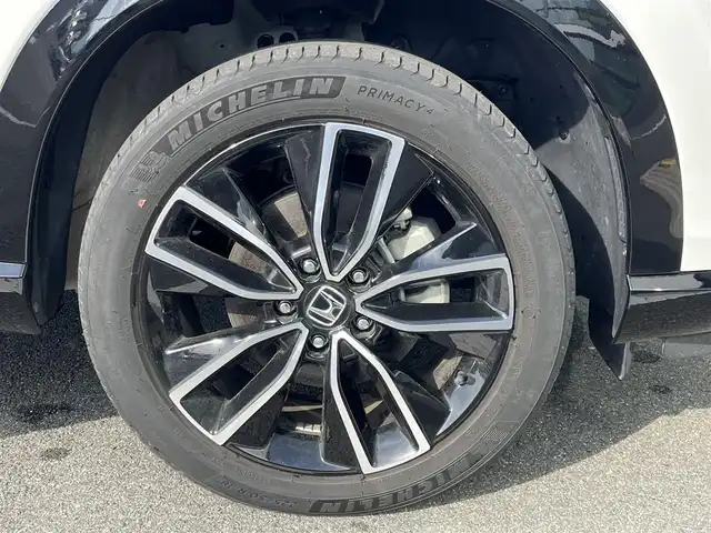 ホンダ ヴェゼル ハイブリッド e:HEV Z 奈良県 2021(令3)年 3.4万km プラチナホワイトパール 純正８インチナビ　/フルセグＴＶ/SD/USB/CD/DVD/BT/バックカメラ　/ドライブレコーダー　/ビルトインＥＴＣ　/追従型クルーズコントロール　/ハーフレザーシート（合皮）　/シートヒーター　/ホンダセンシング　/電動リアゲート　/ＢＳＭ/純正18インチアルミホイール/純正フロアマット/ステアリングヒーター/AUTOHOLD/前後コーナーセンサー