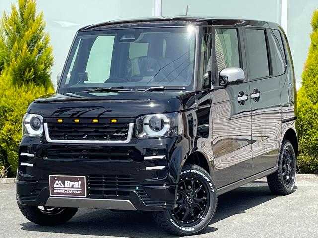 ホンダ Ｎ ＢＯＸ 岩手県 2025(令7)年 0.1万km クリスタルブラックパール AIS検査済み【2502027846】/片側パワースライドドア/シートヒーター/スマートキー/レーダークルコン/ステリモ/クリアランスソナー/諸突被害軽減ブレーキ/レーンキープ/踏み間違え防止/ミラーヒーター/ＵＳＢ/タイプＣ入力/WEDS ノヴァリス アセットS1（社外）/トーヨー　オープンカントリーR/T（ホワイトレター）（社外）/ダムド　Angieフェイスチェンジキット（社外）/1インチリフトアップキット（社外）/フロントカメラ＋モニターセット（社外）