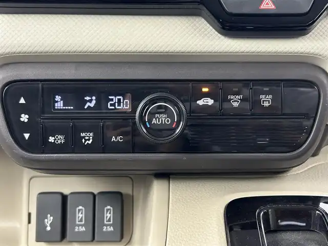 ホンダ Ｎ ＢＯＸ G L ターボ ホンダセンシング 千葉県 2017(平29)年 6.2万km 青Ｍ Honda SENSING/・衝突軽減ブレーキ/・レーンキープアシスト/・先行車発進お知らせ/・標識認識機能/純正8インチナビ/CD DVD Bluetooth USB SD AppleCarPlay/バックモニター/LEDオートヘッドライト/レーダークルーズコントロール/両側パワースライドドア/スポーツペダル/パドルシフト/社外15インチアルミホイール/リアクリアランスソナー/スマートキー2本/フルセグTV/ビルトインETC