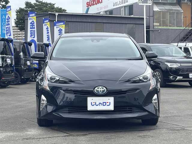 トヨタ プリウス S 群馬県 2016(平28)年 12.7万km アティチュードブラックマイカ (株)IDOMが運営する【じしゃロン】の自社ローン専用車両になりますこちらは現金またはオートローンご利用時の価格です。自社ローンご希望の方は別途その旨お申付け下さい/セーフティセンス/レーンキープ/オートハイビーム/クルコン/ETC/LEDヘッドライト