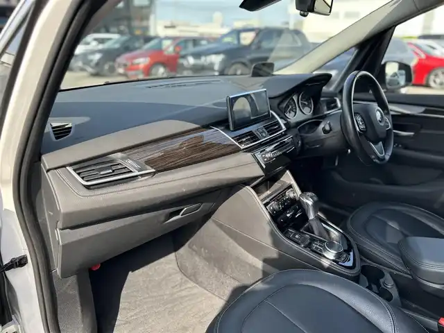 ＢＭＷ ２１８ｄ グランツアラー ラグジュアリー 滋賀県 2018(平30)年 4.1万km 白 ワンオーナー/ブラックレザーシート／シートヒーター/セーフティパッケージ/コンフォートパッケージ/純正ナビ／Bluetooth／USB／ＣＤ／ＤＶＤ/バックカメラ/ヘッドアップディスプレイ/ＡＣＣ/LKA/BSM/ドライブレコーダー/電動リアゲート