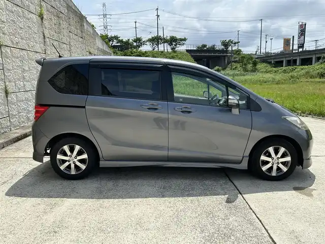 ホンダ フリード Gエアロ 長崎県 2011(平23)年 10.1万km ポリッシュドメタルメタリック 純正HDDナビ/(フルセグ/CD/DVD)/フルセグテレビ/両側パワースライドドア/ETC/HIDヘッドライト/オートライト/スペアキー/取扱説明書