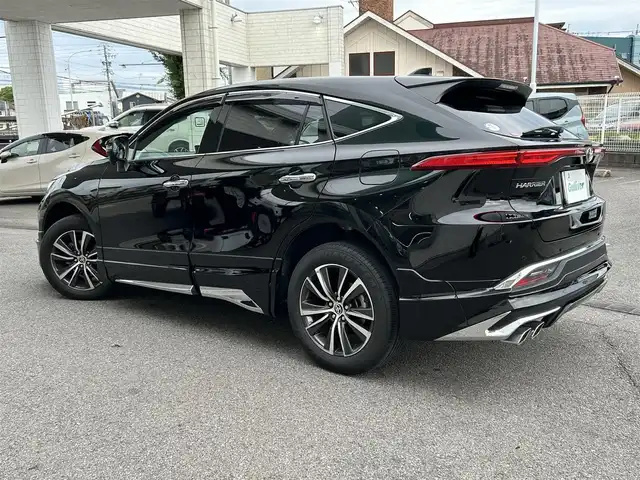 トヨタ ハリアー G 愛知県 2023(令5)年 3.1万km ブラック 後期モデル/バックカメラ/ETC2.0ビルトイン/モデリスタエアロパーツ（フロント/サイド/リアアンダー）/デジタルインナーミラー/12.3インチナビ/フルセグテレビ/Bluetooth接続/USB入力端子/D席パワーシート/パワーバックドア/レーダークルーズコントロール/衝突被害軽減システム/フル液晶メーター/横滑り防止装置/オートライト/オートマチックハイビーム/レーンキープアシスト/クリアランスソナー/ABS/盗難防止装置/エアバッグ/カーテンエアバッグ/ドアバイザー/ハーフレザーシート/純正フロアマット/純正アルミホイール/電動パーキングブレーキ/オートホールド/ワンオーナー/スマートキー/スペアキー/電動格納式ミラー/プッシュスタート