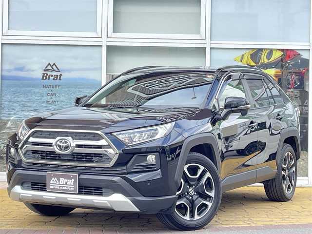 トヨタ ＲＡＶ４ アドベンチャー 道北・旭川 2020(令2)年 3.2万km アティチュードブラックマイカ ナビ（パナソニックCN-RE06WD）/フルセグTV/バックカメラ/Bluetooth/トヨタセーフティセンス/ケンウッドドライブレコーダー（DRV-340）/RAV4スカッフプレート/オートライト/プッシュスタート/スマートキー/レザーシート/ETC2.0/取扱説明書