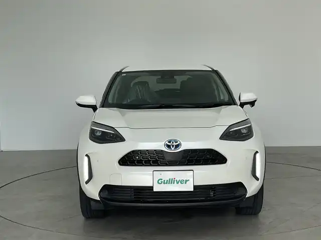 トヨタ ヤリスクロス ハイブリッド Z 愛知県 2021(令3)年 5.3万km パール トヨタセーフティサポート/純正ディスプレイオーディオ/バックカメラ/ハーフレザー/ACC/Bluetooth/ブラインドスポットモニター/シートヒーター/パワーシート/オートライト/オートマチックハイビーム/革ステアリング/純正AW/純正LEDライト/レーンキープ/ETC装備/コーナーセンサー/スマートキー/USB端子入力