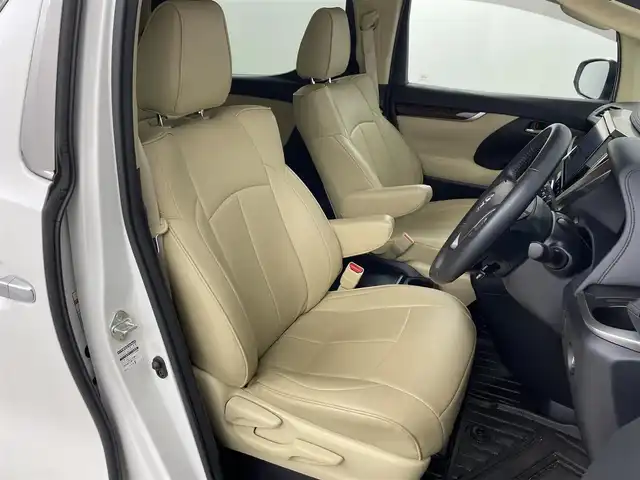 トヨタ アルファード X 埼玉県 2018(平30)年 3.9万km ホワイトパールクリスタルシャイン 純正ナビ（Bluetooth/CD/DVD/AM/FM）/フルセグTV/クルーズコントロール/バックカメラ/横滑り防止装置/盗難防止装置/レーンキープアシスト/プリクラッシュセーフティ/片側パワースライドドア/純正18インチアルミホイール/ドライブレコーダー/ETC/スマートキー