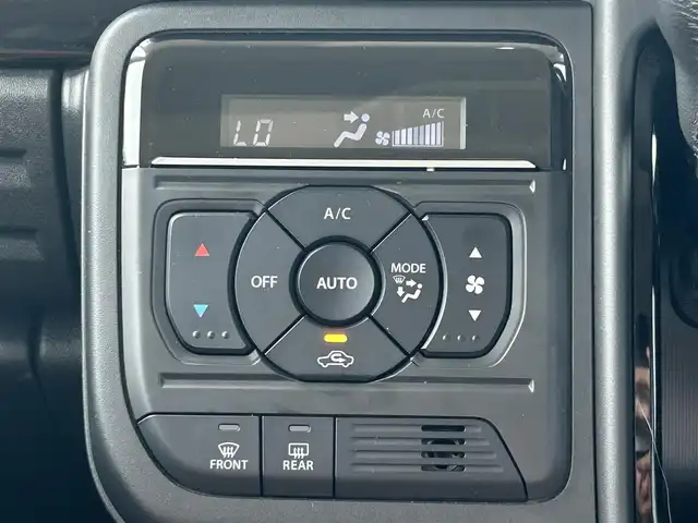 スズキ スペーシア カスタム HYBRID XS ターボ 兵庫県 2023(令5)年 2万km ピュアホワイトP ディーラーOP8インチナビ/バックカメラ/デュアルブレーキサポート/ETC/パドルシフト/全方位ドライブレコーダー/フルセグTV/BTオーディオ/シートヒーター/USBポート/両側パワースライドドア/後席オットマン
