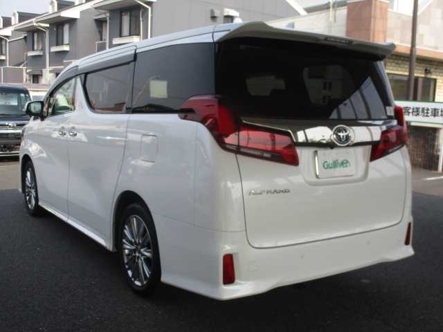 トヨタ アルファード S タイプゴールドⅡ 岡山県 2021(令3)年 3.2万km ホワイトパールクリスタルシャイン 【 Toyota Safety Sense 】/・LTA/・PKSB/・PCS/・BSM/・RCTA/・RSA/***********************/ワンオーナー/純正ディスプレイオーディオ/純正12.1インチプリップダウンテレビ/DVDデッキ/Bluetooth/バックカメラ/シーケンシャルターンランプ/三眼LEDライト/パワーバックドア/両側パワースライドドア/ハーフレザーシート/社外ドラレコ（前後３６０℃）/デジタルインナーミラー/フロント・リアソナー/オートライト/ビルトインETC/純正フロアマット/純正18AW/スマートキー2個/オットマン（セカンドシート）/取説・保証書/スペアタイヤ有