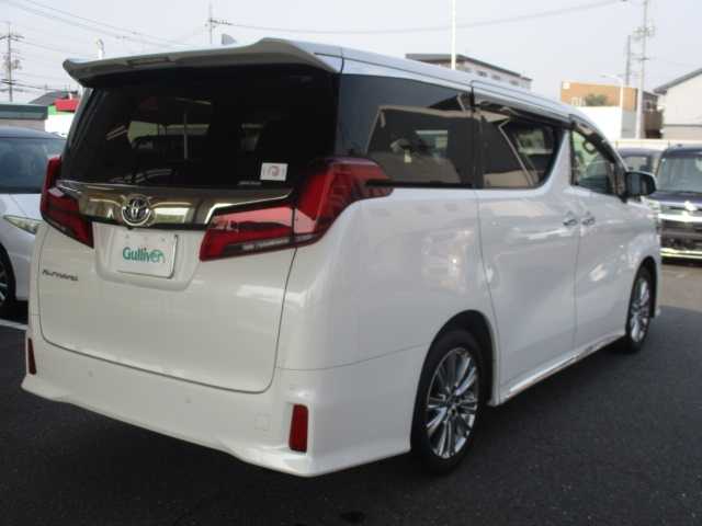 トヨタ アルファード S タイプゴールドⅡ 岡山県 2021(令3)年 3.2万km ホワイトパールクリスタルシャイン 【 Toyota Safety Sense 】/・LTA/・PKSB/・PCS/・BSM/・RCTA/・RSA/***********************/ワンオーナー/純正ディスプレイオーディオ/純正12.1インチプリップダウンテレビ/DVDデッキ/Bluetooth/バックカメラ/シーケンシャルターンランプ/三眼LEDライト/パワーバックドア/両側パワースライドドア/ハーフレザーシート/社外ドラレコ（前後３６０℃）/デジタルインナーミラー/フロント・リアソナー/オートライト/ビルトインETC/純正フロアマット/純正18AW/スマートキー2個/オットマン（セカンドシート）/取説・保証書/スペアタイヤ有