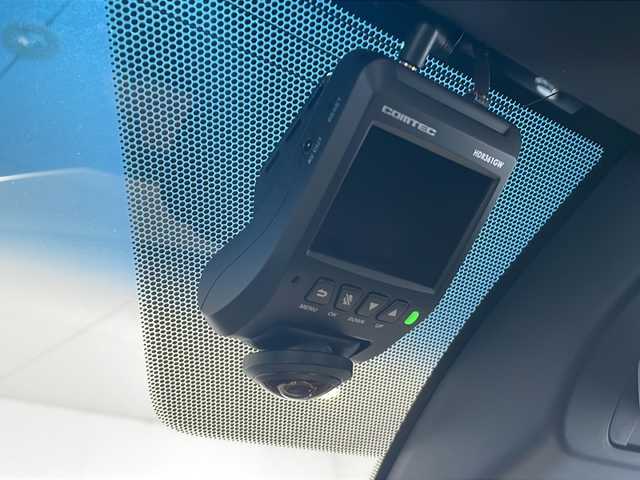トヨタ アルファード S タイプゴールドⅡ 富山県 2021(令3)年 3.2万km ホワイトパールクリスタルシャイン トヨタセーフティセンス/ワンオーナー/純正ディスプレイオーディオ/純正12.1インチプリップダウンテレビ/DVDデッキ/Bluetooth/バックカメラ/シーケンシャルターンランプ/三眼LEDライト/パワーバックドア/両側パワースライドドア/ハーフレザーシート/社外ドラレコ（前後３６０℃）/デジタルインナーミラー/フロント・リアソナー/オートライト/ビルトインETC/純正フロアマット/純正18AW/スマートキー2個/オットマン（セカンドシート）/取説・保証書/スペアタイヤ有