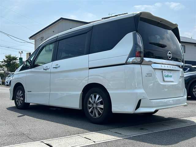 日産 セレナ e－パワー ハイウェイスター V 静岡県 2019(平31)年 6.9万km ブリリアントホワイトパール エンジンスタートボタン/パワーステアリング/パワーウィンドウ/パーキングアシスト/アイドリングストップ/スマートキー/スペアキー１本/Wオートエアコン/クルーズコントロール/フリップダウンモニター/USB入力端子/ETC/全方位カメラ/純正9インチSDナビ（CD/DVD/BT/フルセグ）/ドライブレレコーダー前後/三列シート/ウォークスルー/純正フロアマット/D席N席シートヒーター/両側パワースライドドア/純正アルミホイール/ABS/横滑り防止装置/ナイトビジョン/コーナーセンサー前後/レーンキープアシスト/オートライト/オートマチックハイビーム/LEDヘッドライト/W+サイドエアバック/カーテンエアバック/衝突軽減システム/プロパイロット