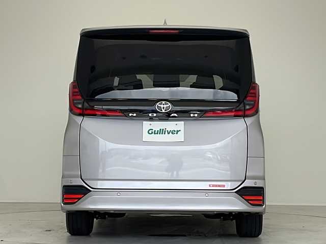 トヨタ ノア S－G 愛知県 2022(令4)年 2.5万km メタルストリームM トヨタセーフティセンス/トヨタチームメイトアドバンスパーク/衝突軽減システム/純正８型ディスプレイオーディオ（ナビなし）/フリップダウンモニター/全方位カメラ/パワースライドドア/レーダークルーズコントロール/フルセグ/CD/DVD/Bluetooth/バックカメラ/コーナーセンサー/純正アルミホイール/ETC2.0/LEDヘッドライト/リアオートエアコン/オートマチックハイビーム/ステアリングスイッチ/スマートキー/プッシュスタート