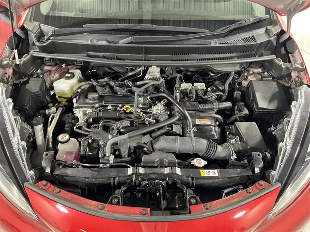 トヨタ アクア Z 佐賀県 2021(令3)年 2.1万km エモーショナルレッドⅡ 純正　10.5インチディスプレイオーディオ/（TV/AM/FM/Bluetooth/全周囲カメラ/衝突被害軽減システム/車線逸脱警報/クルーズコントロール/ハーフレザーシート/横滑り防止装置/ビルトインETC/アイドリングストップ/LEDヘッドライト/フォグランプ/オートライト/ウィンカーミラー/電動格納ミラー/純正15インチAW/シートヒーター/シートリフター/ステアリングヒーター/プッシュスタート/スマートキー/フロアマット/ドアバイザー/取扱説明書