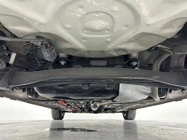 トヨタ アクア Z 佐賀県 2021(令3)年 2.1万km エモーショナルレッドⅡ 純正　10.5インチディスプレイオーディオ/（TV/AM/FM/Bluetooth/全周囲カメラ/衝突被害軽減システム/車線逸脱警報/クルーズコントロール/ハーフレザーシート/横滑り防止装置/ビルトインETC/アイドリングストップ/LEDヘッドライト/フォグランプ/オートライト/ウィンカーミラー/電動格納ミラー/純正15インチAW/シートヒーター/シートリフター/ステアリングヒーター/プッシュスタート/スマートキー/フロアマット/ドアバイザー/取扱説明書