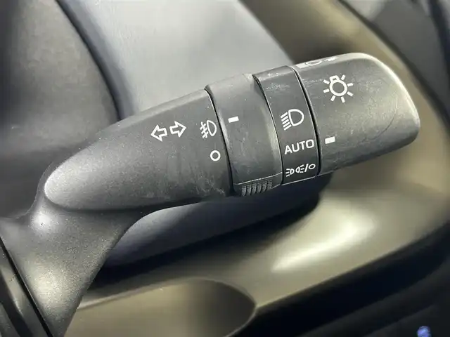 トヨタ アクア Z 佐賀県 2021(令3)年 2.1万km エモーショナルレッドⅡ 純正　10.5インチディスプレイオーディオ/（TV/AM/FM/Bluetooth/全周囲カメラ/衝突被害軽減システム/車線逸脱警報/クルーズコントロール/ハーフレザーシート/横滑り防止装置/ビルトインETC/アイドリングストップ/LEDヘッドライト/フォグランプ/オートライト/ウィンカーミラー/電動格納ミラー/純正15インチAW/シートヒーター/シートリフター/ステアリングヒーター/プッシュスタート/スマートキー/フロアマット/ドアバイザー/取扱説明書