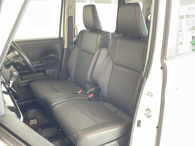 スズキ スペーシア カスタム HYBRID XS 新潟県 2018(平30)年 4.1万km ピュアホワイトP 4WD/社外SDナビ(MDV-D304W)/CD/ワンセグテレビ/バックカメラ/ETC/衝突被害軽減ブレーキ/レーンキープアシスト/半革シート/ベンチシート/シートヒーター /両側パワースライドドア/ステアリングスイッチ/コーナーセンサー/スマートキー/プッシュスタート/LEDヘッドライト/オートライト/オートハイビーム/フォグランプ/純正15インチアルミホイール