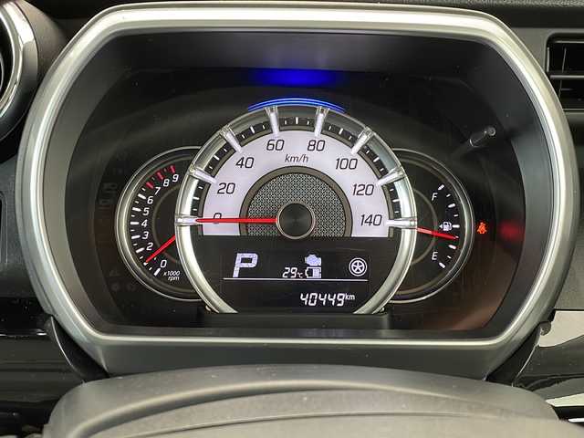 スズキ スペーシア カスタム HYBRID XS 岐阜県 2018(平30)年 4.1万km ピュアホワイトP 4WD/社外SDナビ(MDV-D304W)/CD/ワンセグテレビ/コーナーセンサー/衝突被害軽減ブレーキ/レーンキープアシスト/両側パワースライドドア/ハーフレザーシート/ベンチシート/シートヒーター /LEDヘッドライト/オートライト/オートハイビーム/フォグランプ/スマートキー/プッシュスタート/純正15インチアルミホイール/バックカメラ/ETC