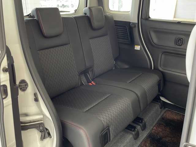 スズキ スペーシア カスタム HYBRID XS 岐阜県 2018(平30)年 4.1万km ピュアホワイトP 4WD/社外SDナビ(MDV-D304W)/CD/ワンセグテレビ/コーナーセンサー/衝突被害軽減ブレーキ/レーンキープアシスト/両側パワースライドドア/ハーフレザーシート/ベンチシート/シートヒーター /LEDヘッドライト/オートライト/オートハイビーム/フォグランプ/スマートキー/プッシュスタート/純正15インチアルミホイール/バックカメラ/ETC