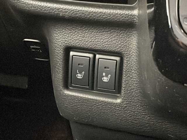 スズキ スペーシア カスタム HYBRID XS 岐阜県 2018(平30)年 4.1万km ピュアホワイトP 4WD/社外SDナビ(MDV-D304W)/CD/ワンセグテレビ/コーナーセンサー/衝突被害軽減ブレーキ/レーンキープアシスト/両側パワースライドドア/ハーフレザーシート/ベンチシート/シートヒーター /LEDヘッドライト/オートライト/オートハイビーム/フォグランプ/スマートキー/プッシュスタート/純正15インチアルミホイール/バックカメラ/ETC