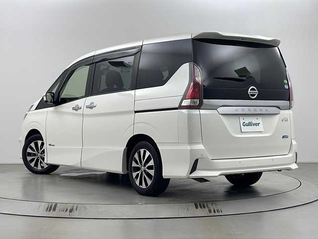 日産 セレナ ハイウェイスター 埼玉県 2016(平28)年 4.3万km ブリリアントホワイトパール エマージェンシーブレーキ/プロパイロット/純正メモリナビ(型式：MM316D-W)/全方位カメラ/片側パワースライドドア/前後ドライブレコーダー/純正１６インチAW/純正フロアマット/プッシュスタート/スマートキー/快適パッケージ
