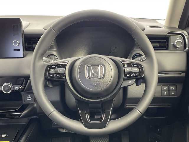 ホンダ ヴェゼル ハイブリッド e:HEV Z 新潟県 2025(令7)年 0.1千km クリスタルブラックパール 4WD/純正メモリナビ/BT/フルセグ/AppleCarPLay/バックカメラ /レーダークルーズコントロール/スマートキー/電動リアゲート/LEDヘッドライト/ハンドルヒーター/レーンアシスト/ホンダセンシング/オートライト/BSM