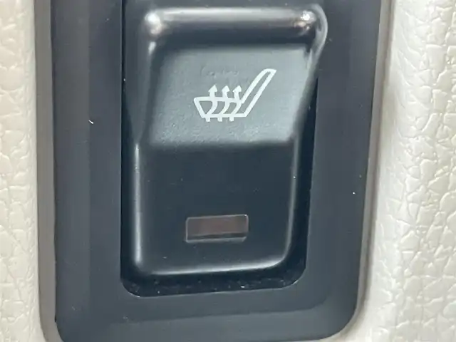 三菱 ｅＫスペース G セーフティパッケージ 山形県 2018(平30)年 4万km シルキーホワイト 4WD/衝突被害軽減システム/カーオーディオ/　　【CD　AUX　FM/AM】/全周囲カメラ/パワースライドドア/14インチアルミホイール/ドライブレコーダー/アイドリングストップ/純正フロアマット/電動格納ウィンカーミラー/ヘッドライトレベライザー/スマートキー