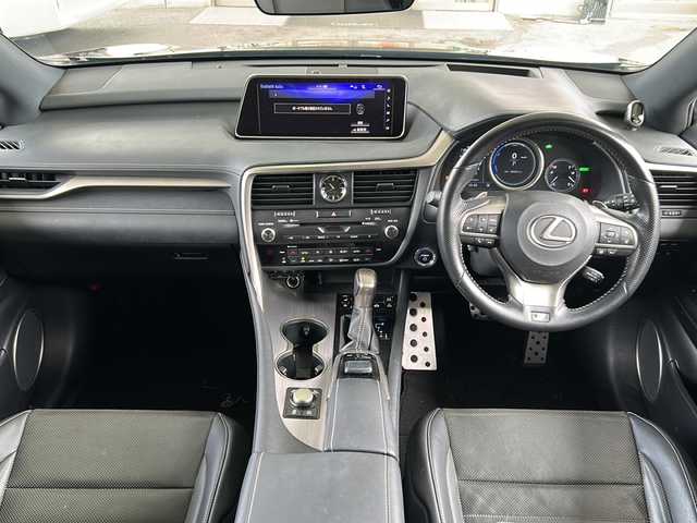 レクサス ＲＸ 450h Fスポーツ 京都府 2016(平28)年 8.9万km グラファイトブラックガラスフレーク 純正ＳＤナビ/フルセグTV/Bluetooth/CD/DVD再生機能　/黒本革シート　/ＨＵＤ　/禁煙　/バックカメラ　/４ＷＤ　/３眼ＬＥＤヘッドライト　/電動格納ウィンカーミラー/オートライト/オートマチックハイビーム/レーダークルーズコントロール　/パドルシフト　/ステアリングスイッチ/ステアリングヒーター/メモリーパワーシート　 /シートヒーター /エアシート /純正AW20インチ