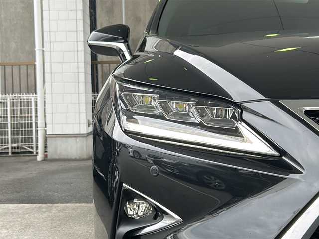 レクサス ＲＸ 450h Fスポーツ 京都府 2016(平28)年 8.9万km グラファイトブラックガラスフレーク 純正ＳＤナビ/フルセグTV/Bluetooth/CD/DVD再生機能　/黒本革シート　/ＨＵＤ　/禁煙　/バックカメラ　/４ＷＤ　/３眼ＬＥＤヘッドライト　/電動格納ウィンカーミラー/オートライト/オートマチックハイビーム/レーダークルーズコントロール　/パドルシフト　/ステアリングスイッチ/ステアリングヒーター/メモリーパワーシート　 /シートヒーター /エアシート /純正AW20インチ