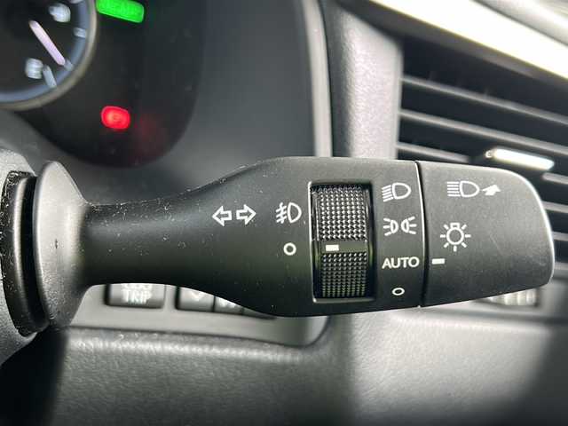 レクサス ＲＸ 450h Fスポーツ 京都府 2016(平28)年 8.9万km グラファイトブラックガラスフレーク 純正ＳＤナビ/フルセグTV/Bluetooth/CD/DVD再生機能　/黒本革シート　/ＨＵＤ　/禁煙　/バックカメラ　/４ＷＤ　/３眼ＬＥＤヘッドライト　/電動格納ウィンカーミラー/オートライト/オートマチックハイビーム/レーダークルーズコントロール　/パドルシフト　/ステアリングスイッチ/ステアリングヒーター/メモリーパワーシート　 /シートヒーター /エアシート /純正AW20インチ